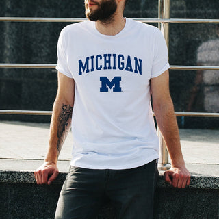 Arch Logo University of Michigan Basic Cotton Short Sleeve T Shirt - White