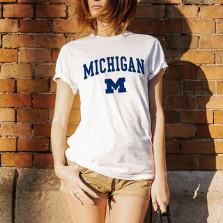 Arch Logo University of Michigan Basic Cotton Short Sleeve T Shirt - White